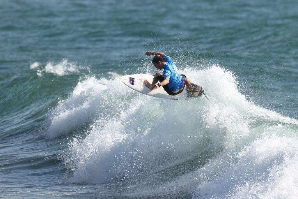 Surfers survive to fight another day