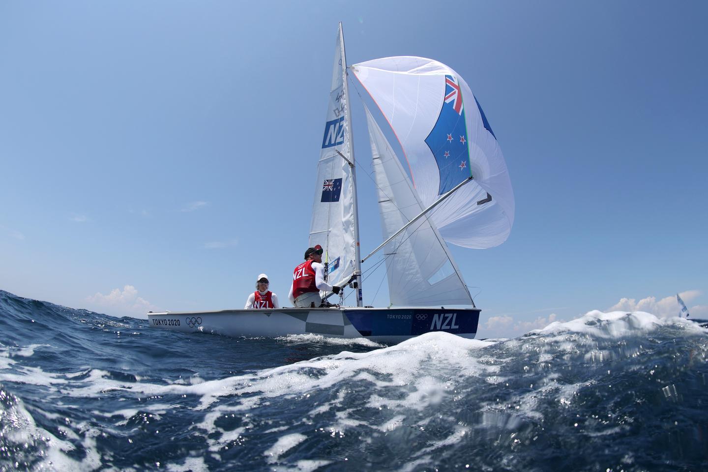 Sailors battle to stay in touch