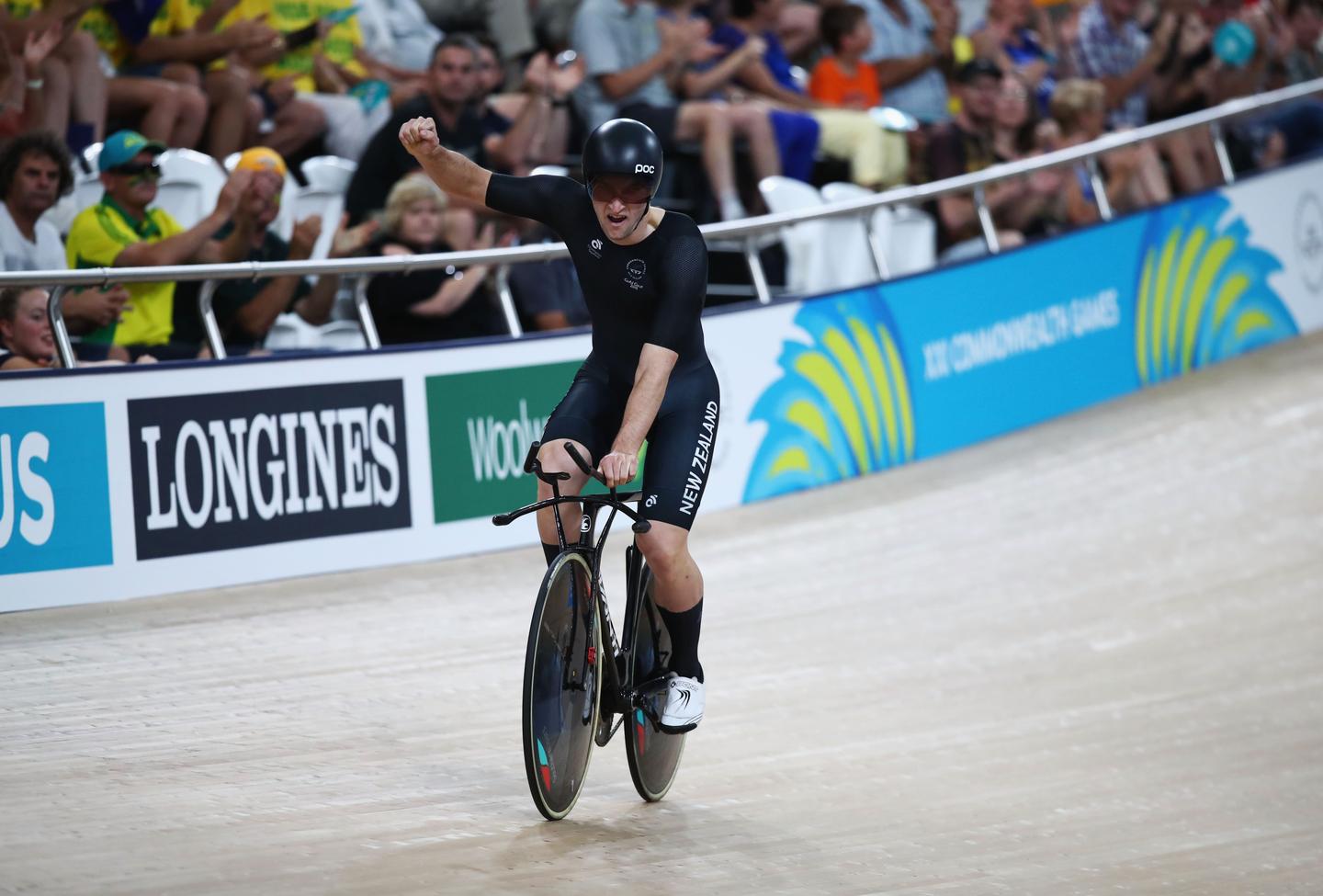 Kennett sets tongues wagging