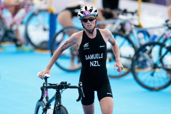 Hewitt sixth in triathlon