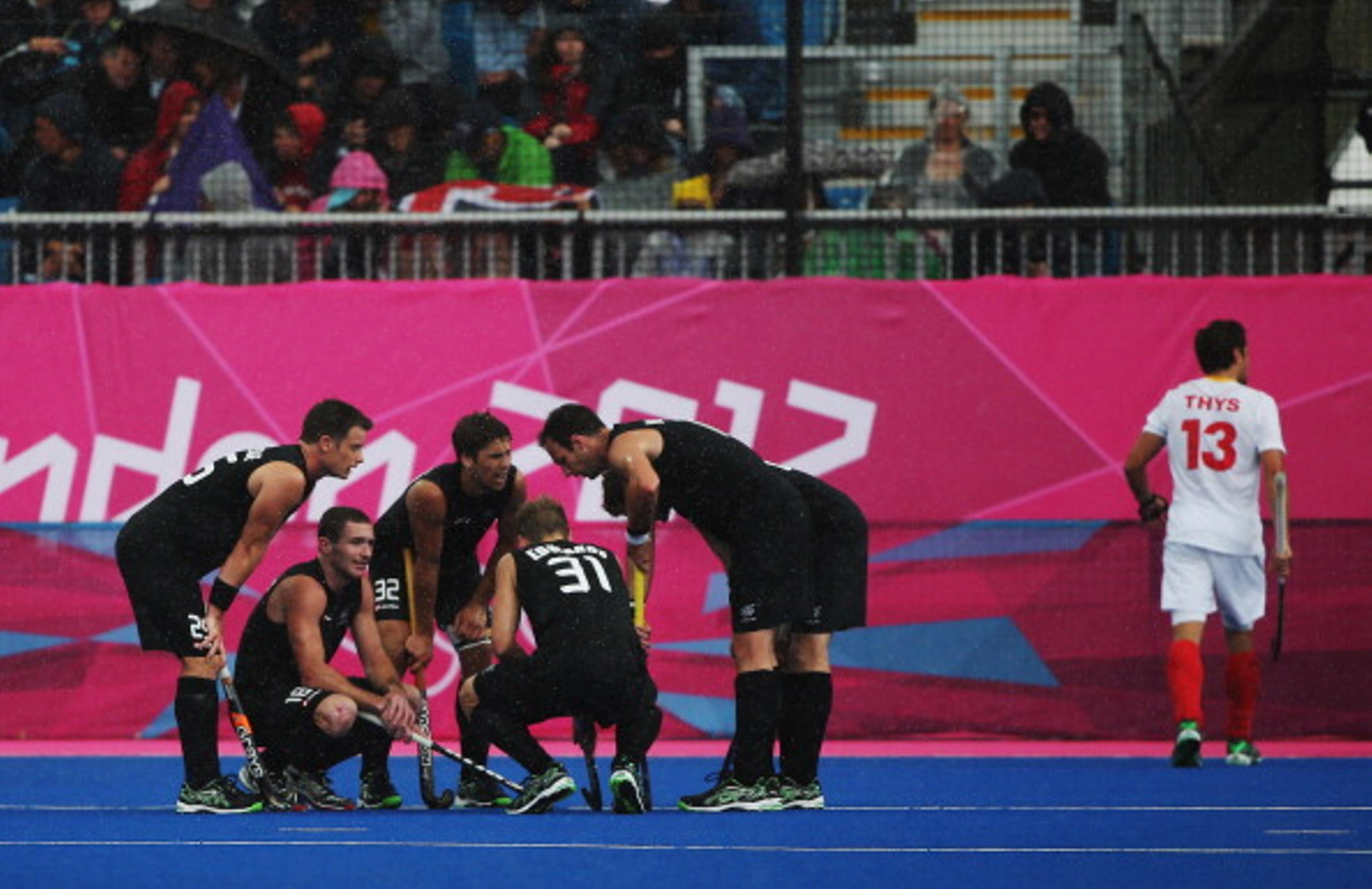 Hockey men out of medal hunt