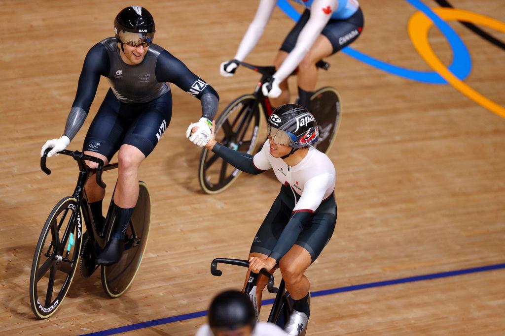 Saunders looks good in keirin