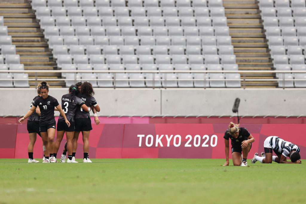 Sevens women survive a thriller