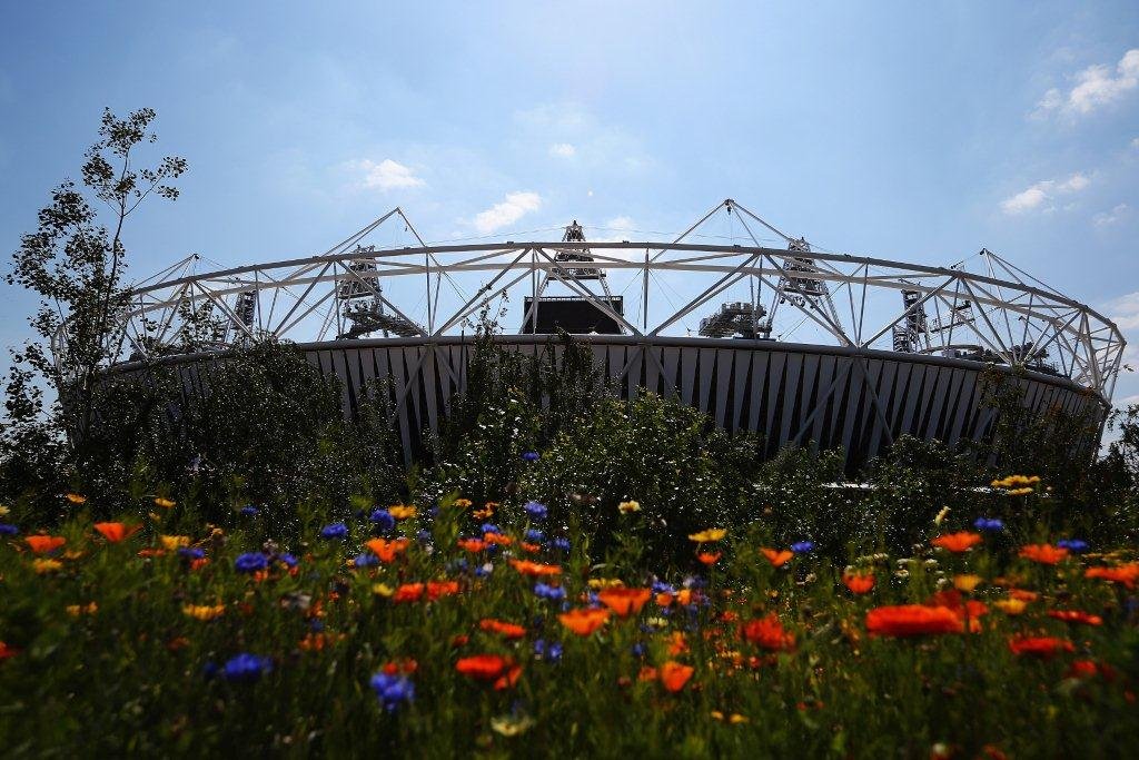 London Hots Up for Kiwis