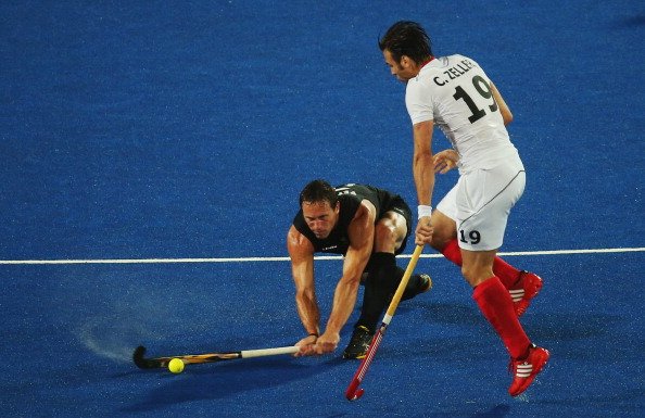 Hockey men draw with Germany