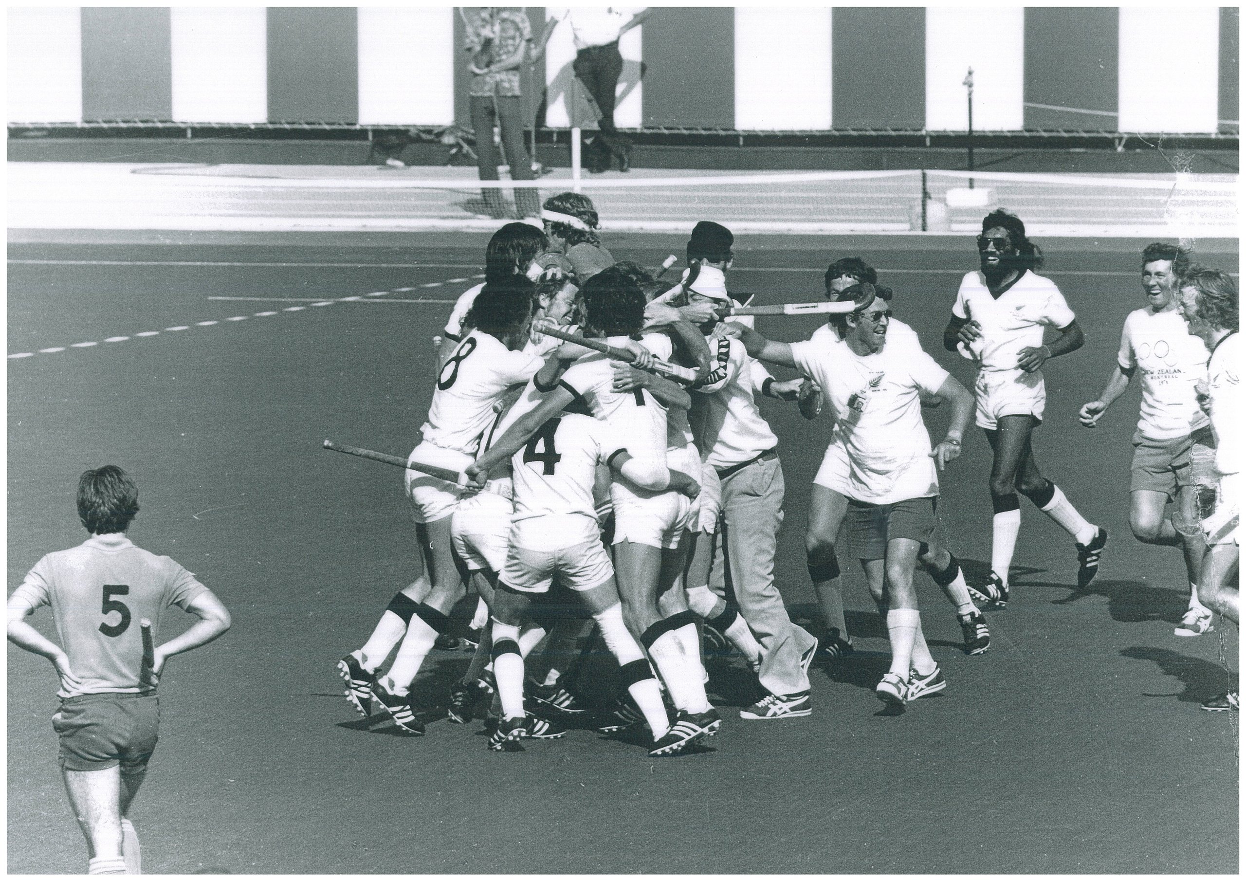 KIWI OLYMPIC HOCKEY CHAMPIONS REUNITE FOR SPECIAL BOOK LAUNCH