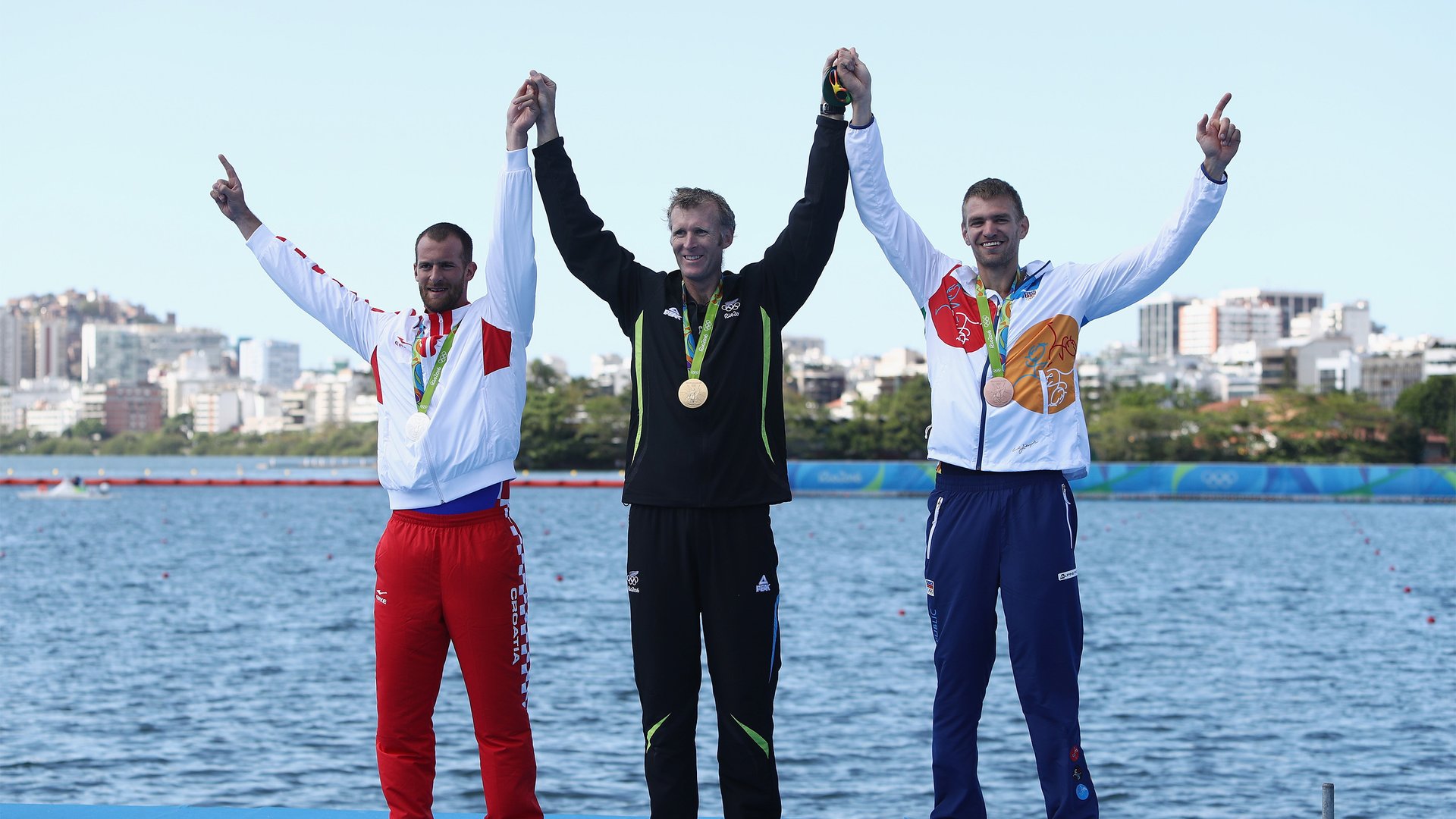 Mahe wins his second gold after a photo finish