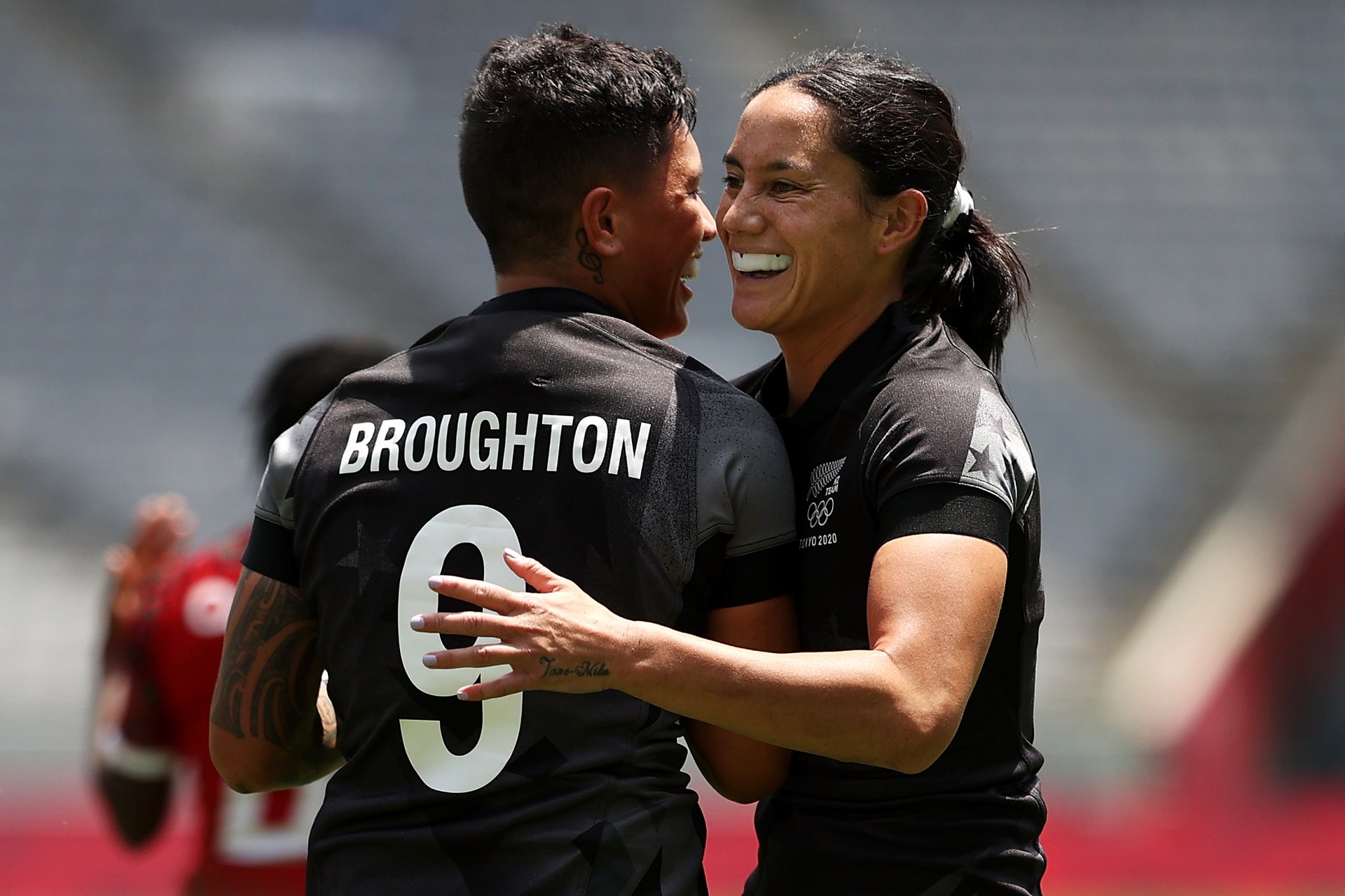 NZ women survive sevens thriller