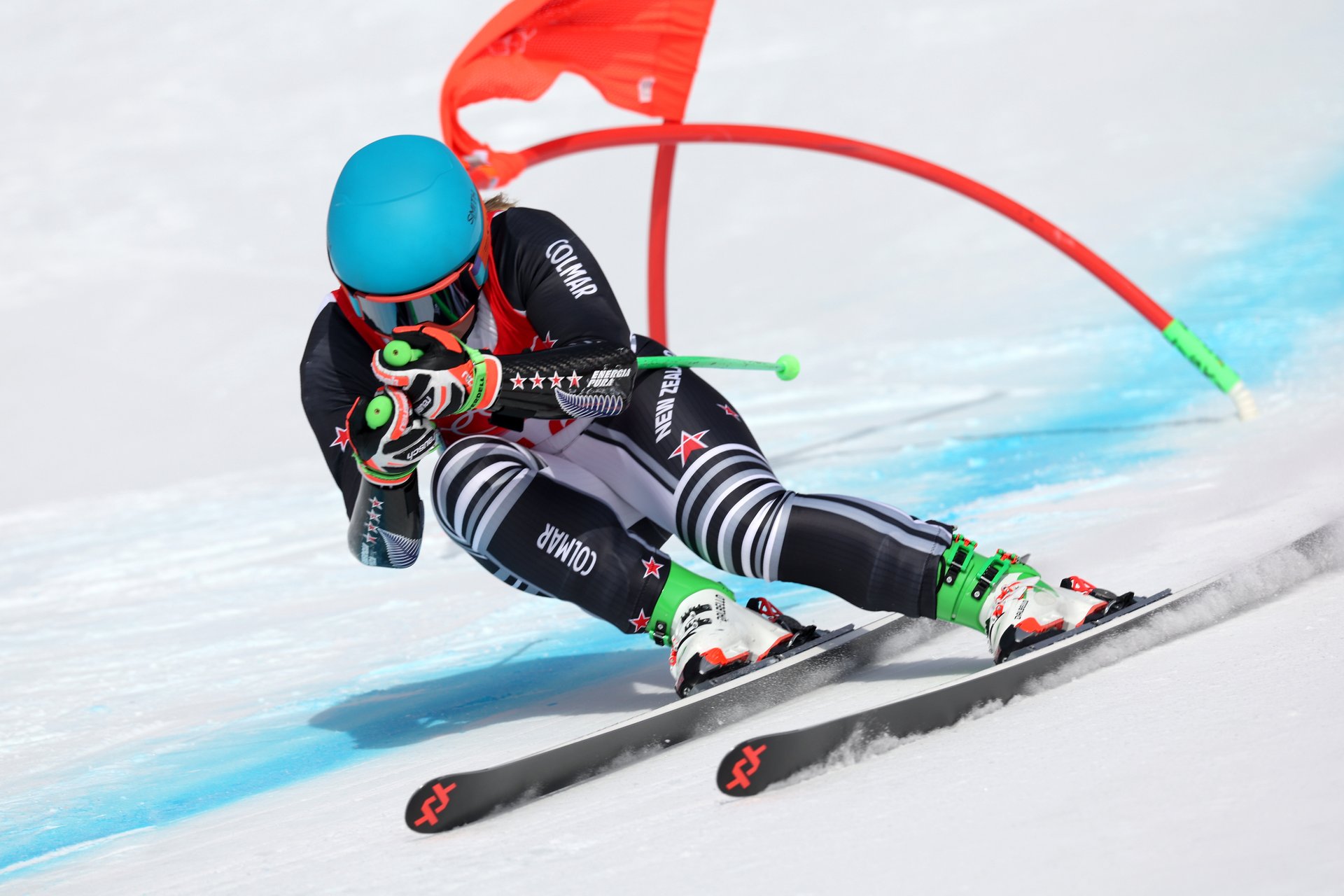Alice Robinson leaves it all on the Super-G Course