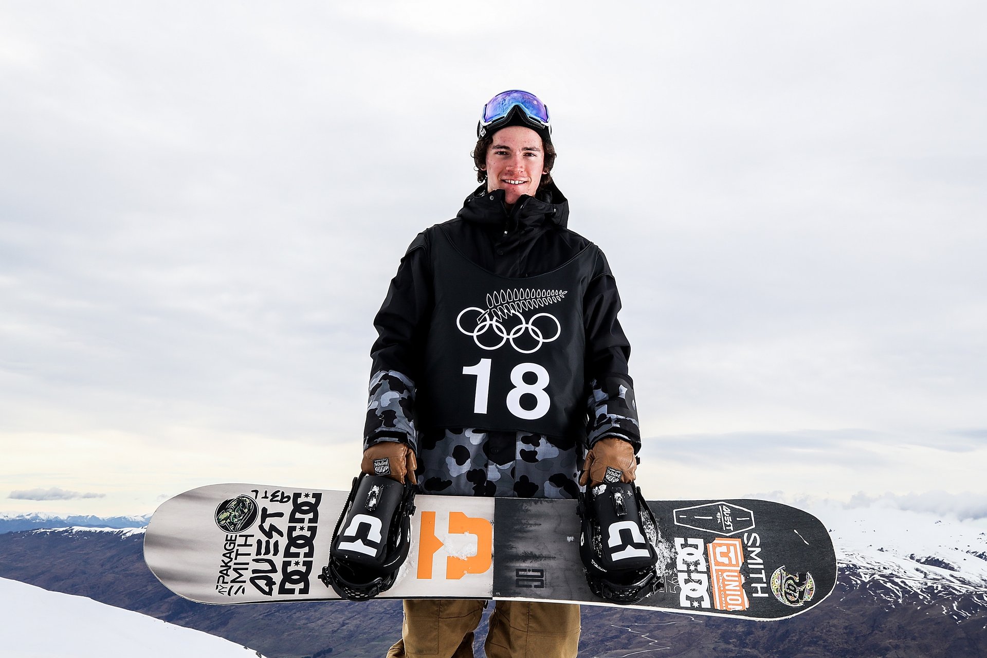 Snowboarder Tiarn Collins lands backside triple cork to claim World Cup silver