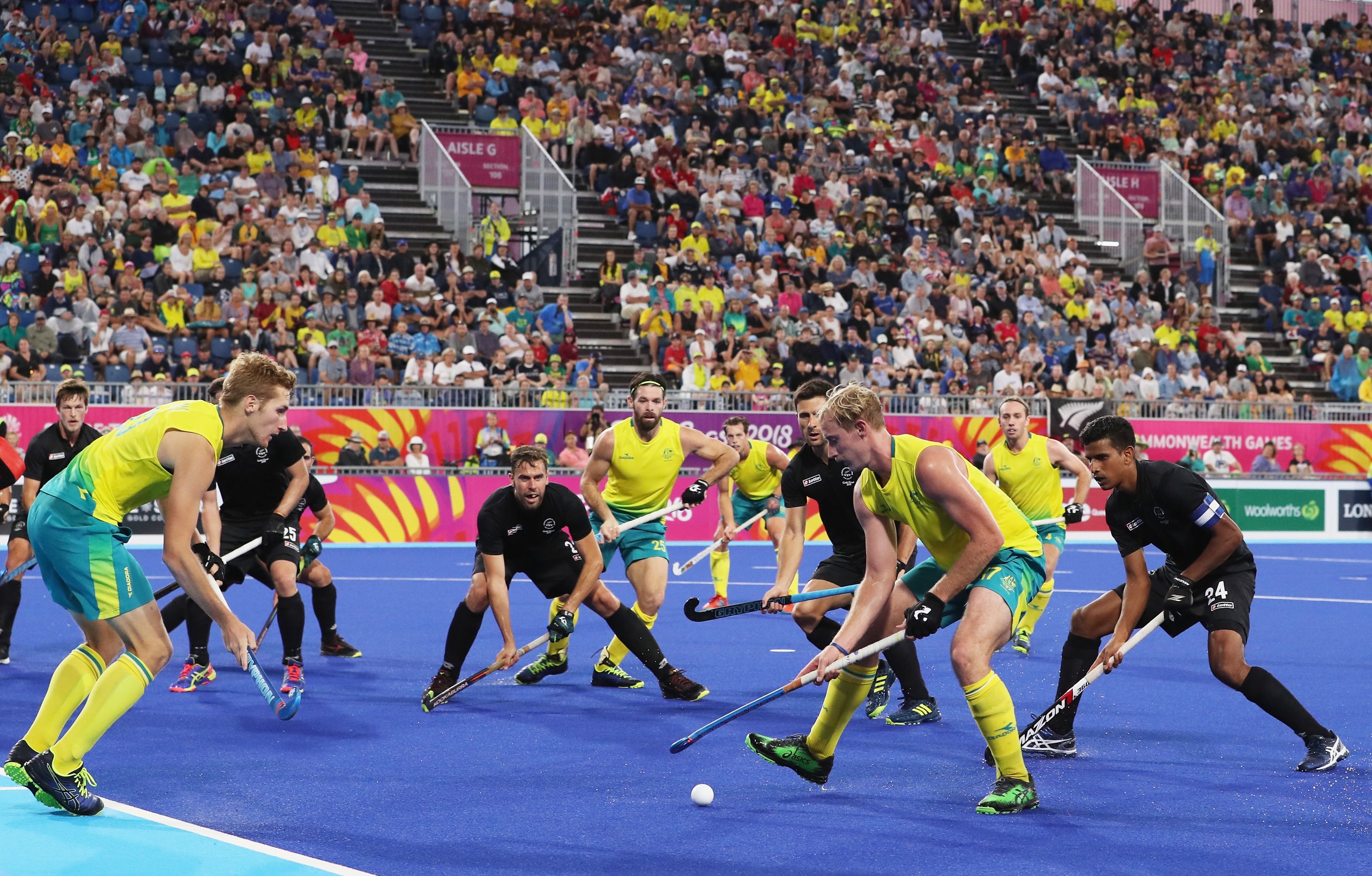 Hockey men edged out by Australia
