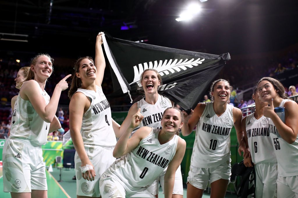 Bronze for women's basketballers
