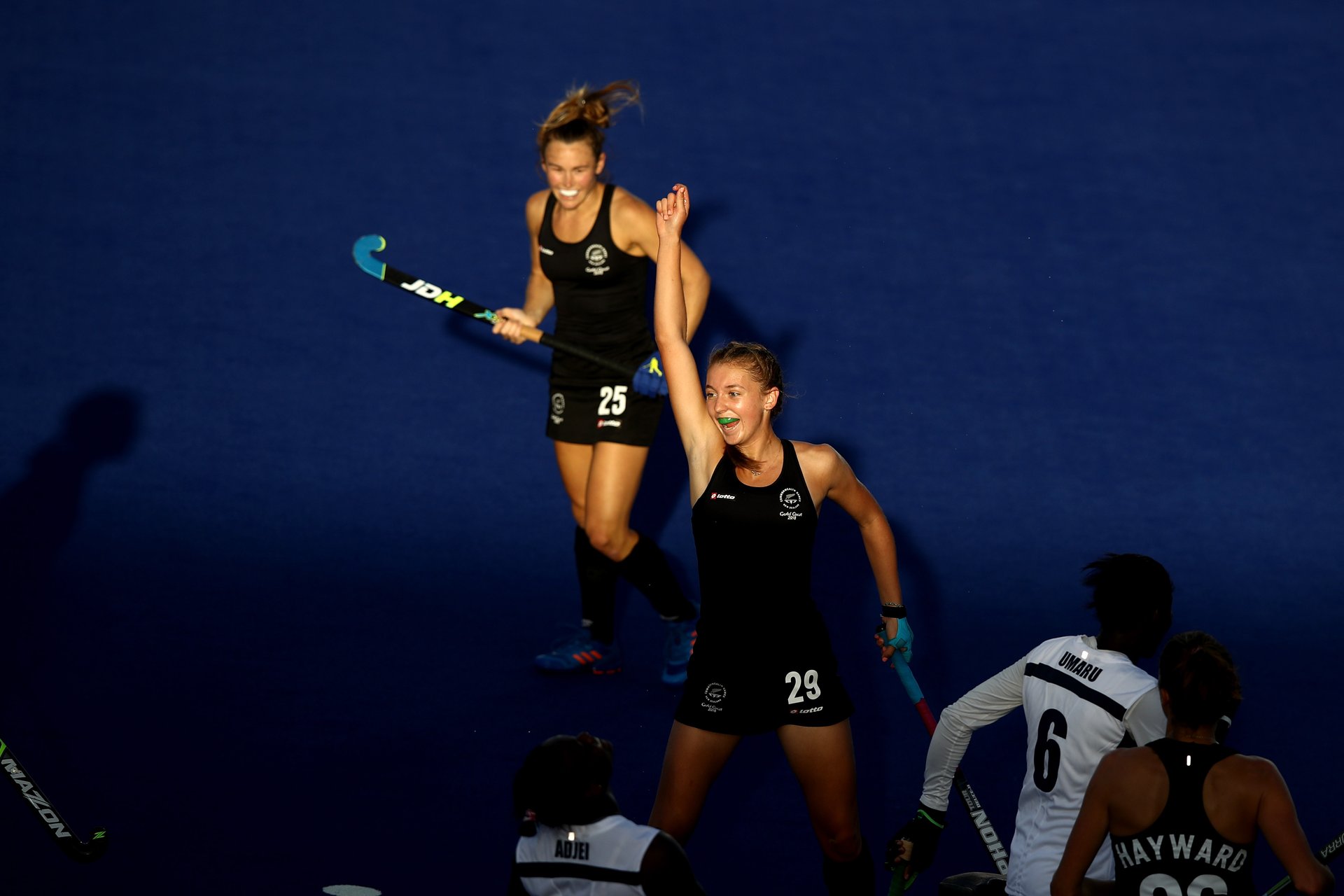 Goal splurge for hockey women