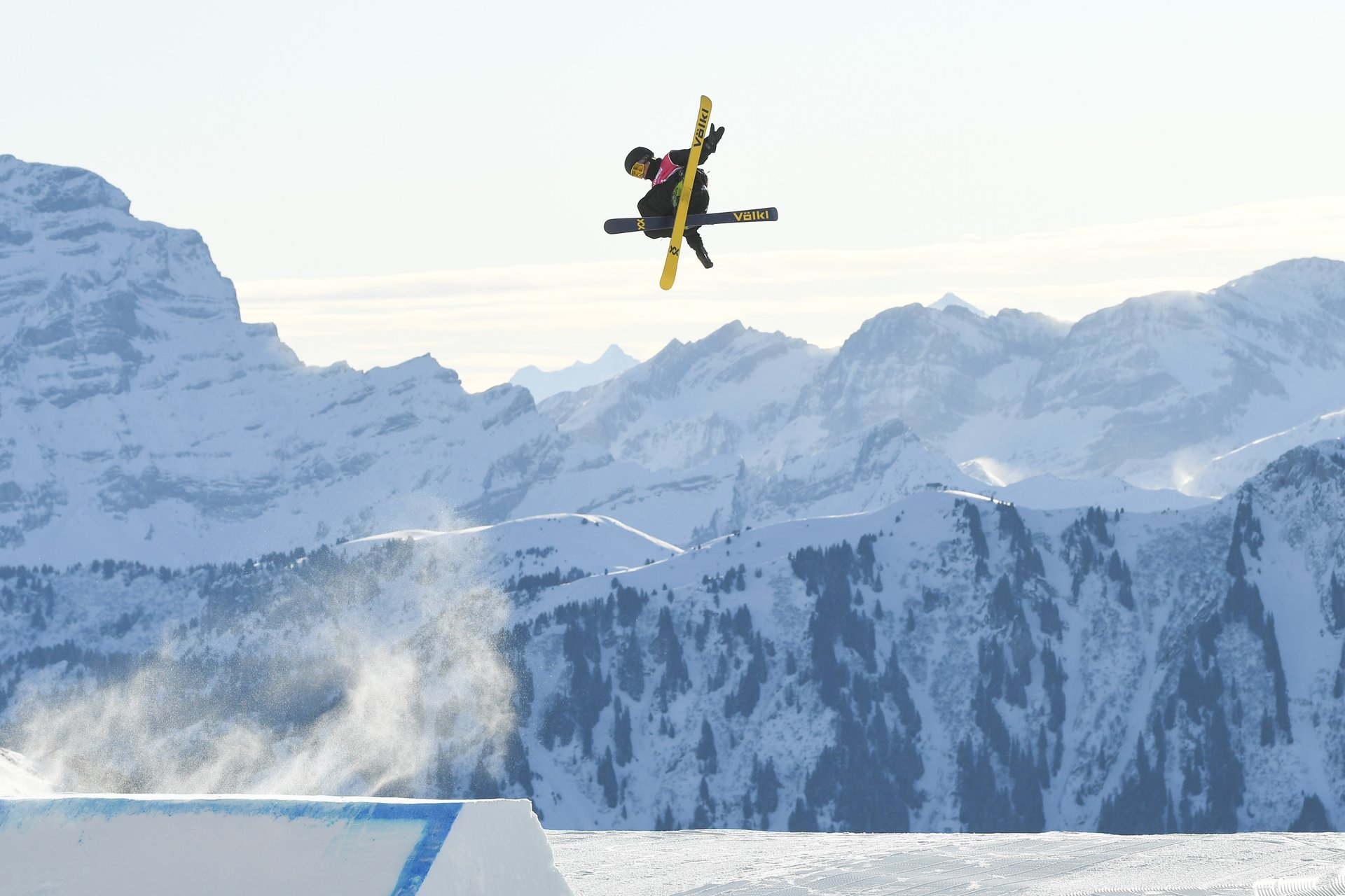 Ruby Andrews battles through injury to place 5th as freeskiers and snowboarder get amongst the action at the Winter Youth Olympic Games