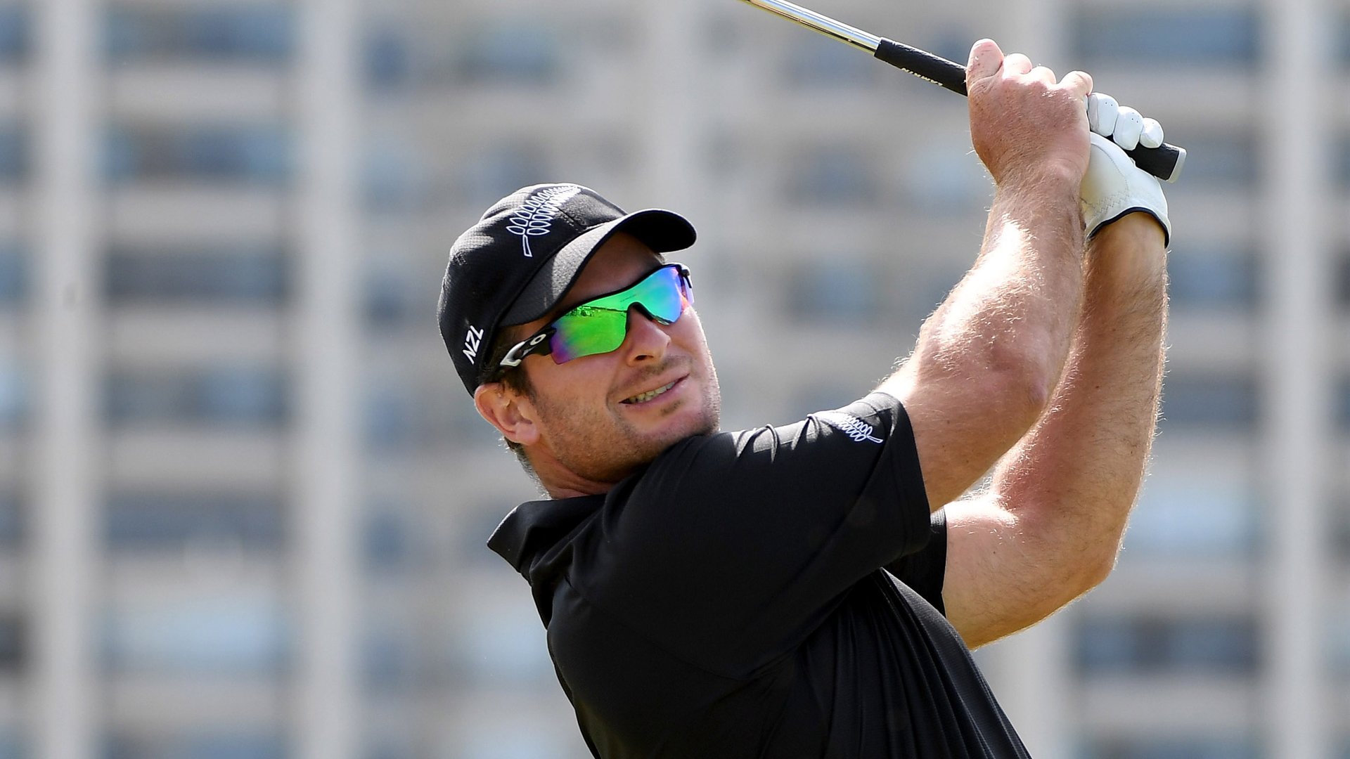 Mixed fortunes for golfers