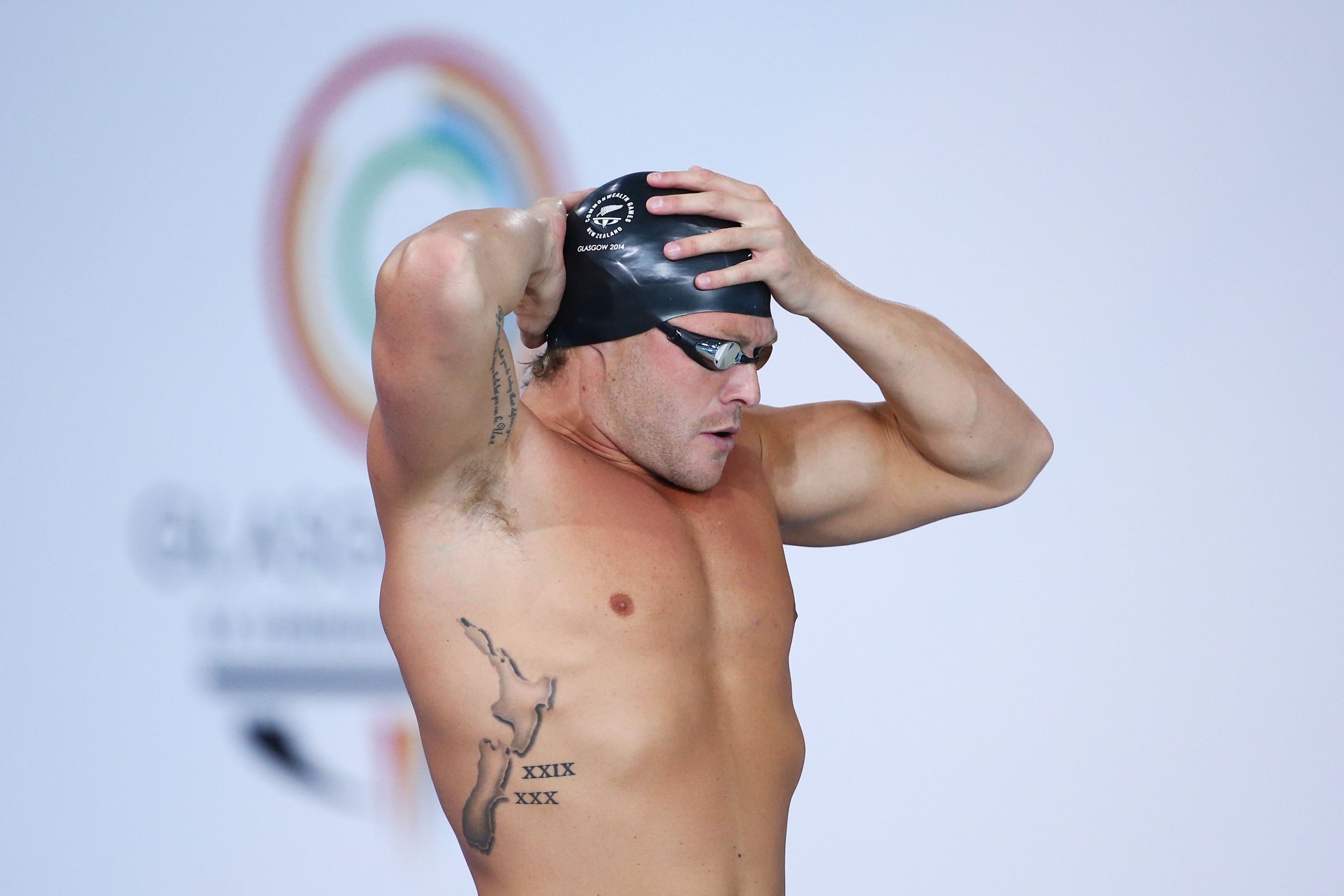 Snyders edges into semis