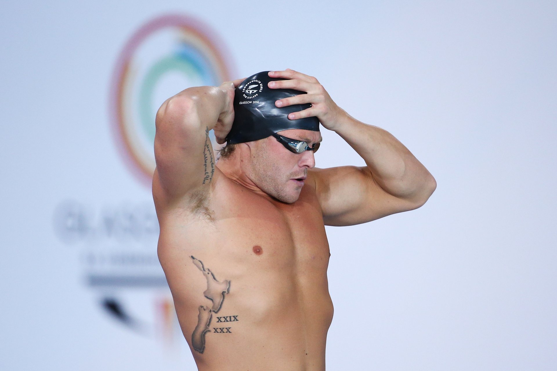 Snyders bows out in semis