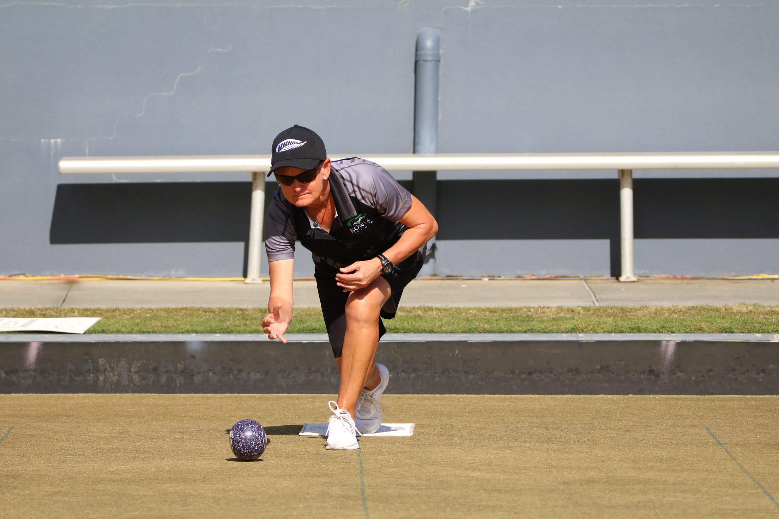 Women's four into bowls semis