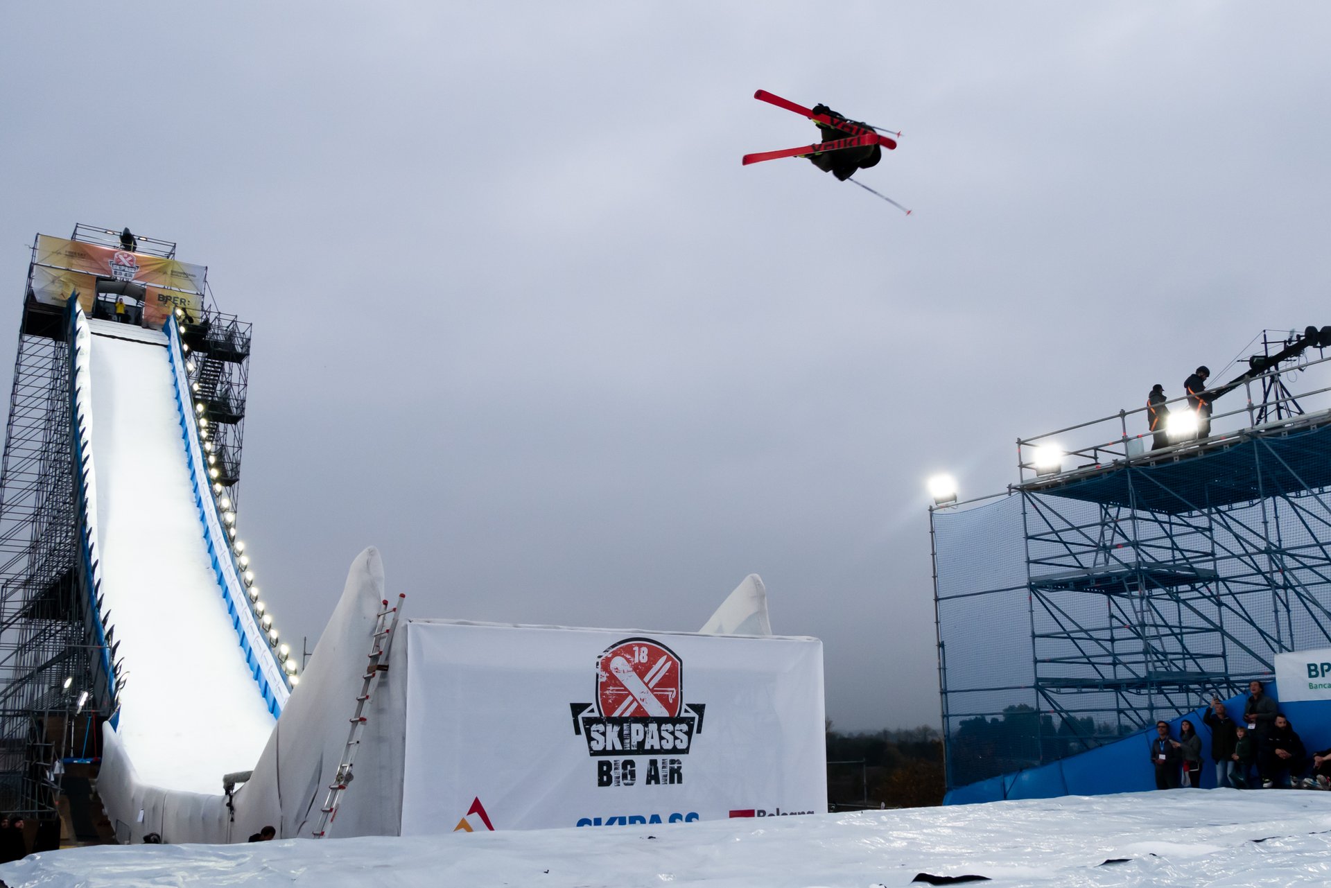 Strong start to northern hemisphere season for Kiwi freeskier + snowboarder