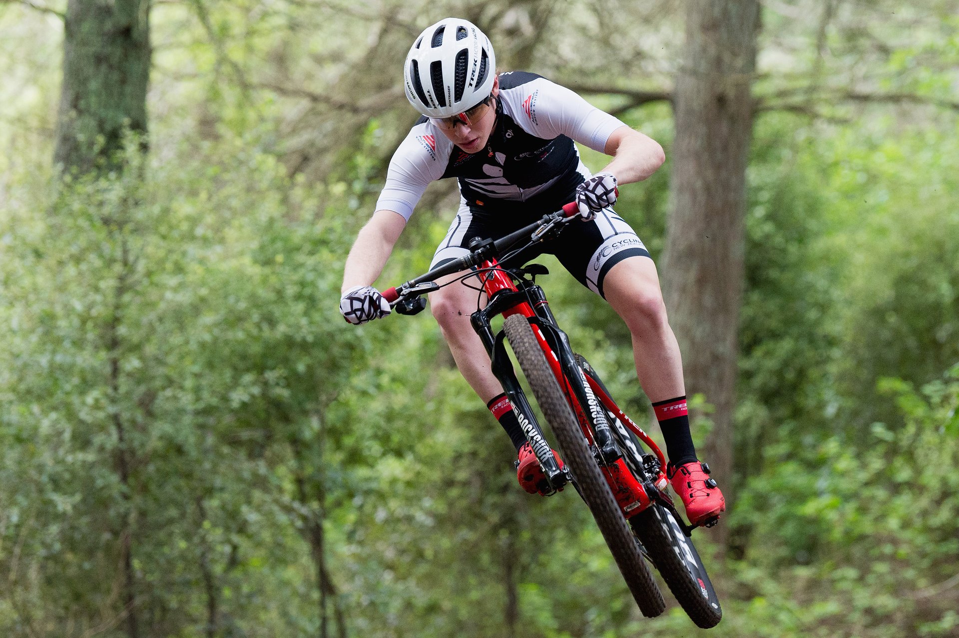 Anton Cooper Withdraws from Men's Mountain Bike