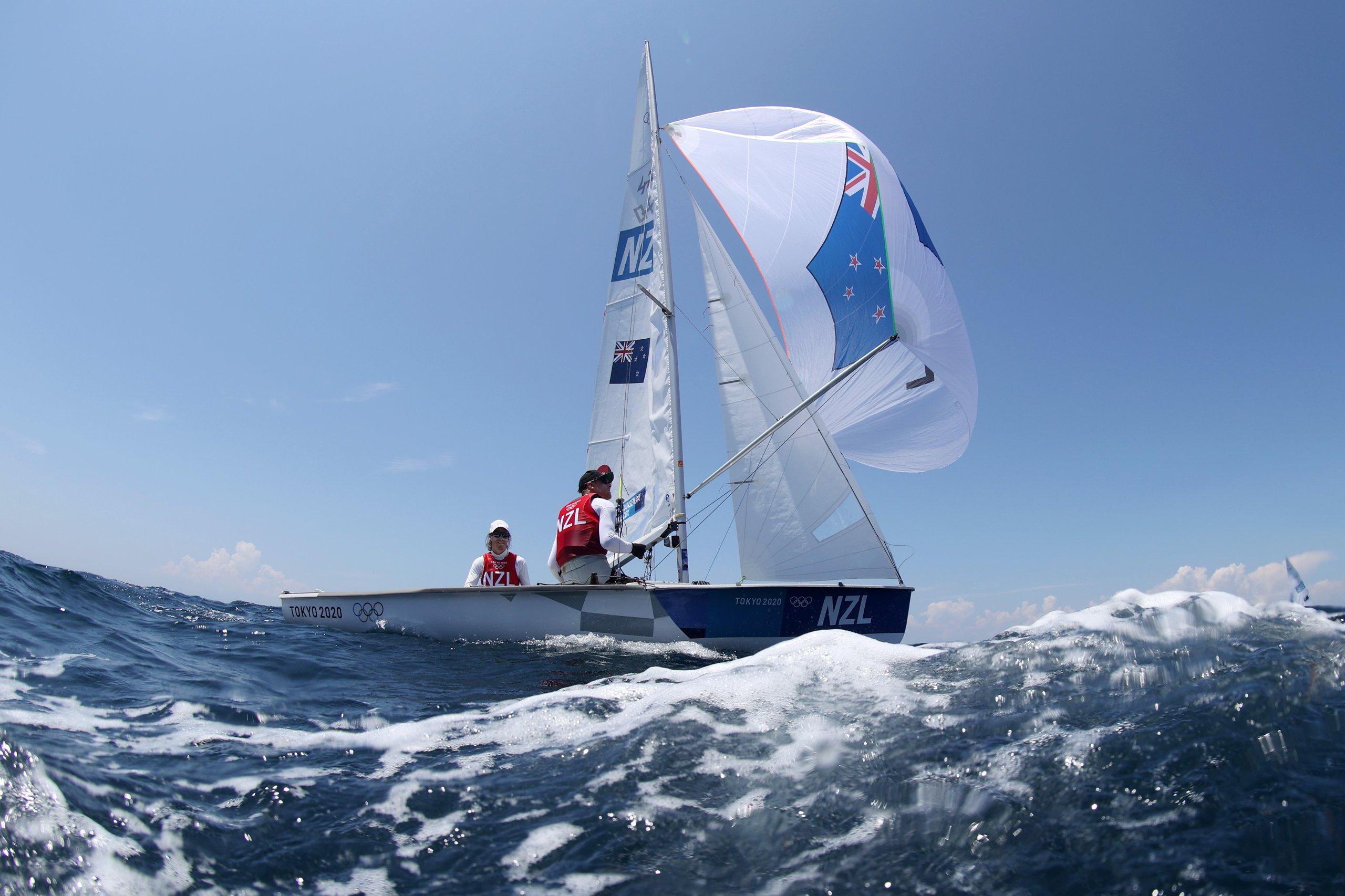 Sailors battle to stay in touch
