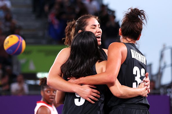 Basketballers stunned by Canada in semis