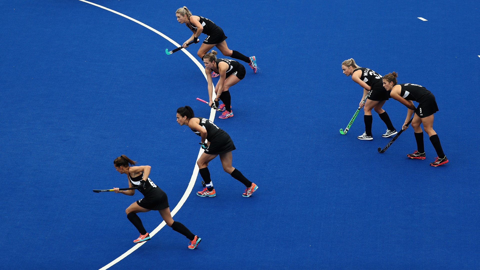 Hockey women step up