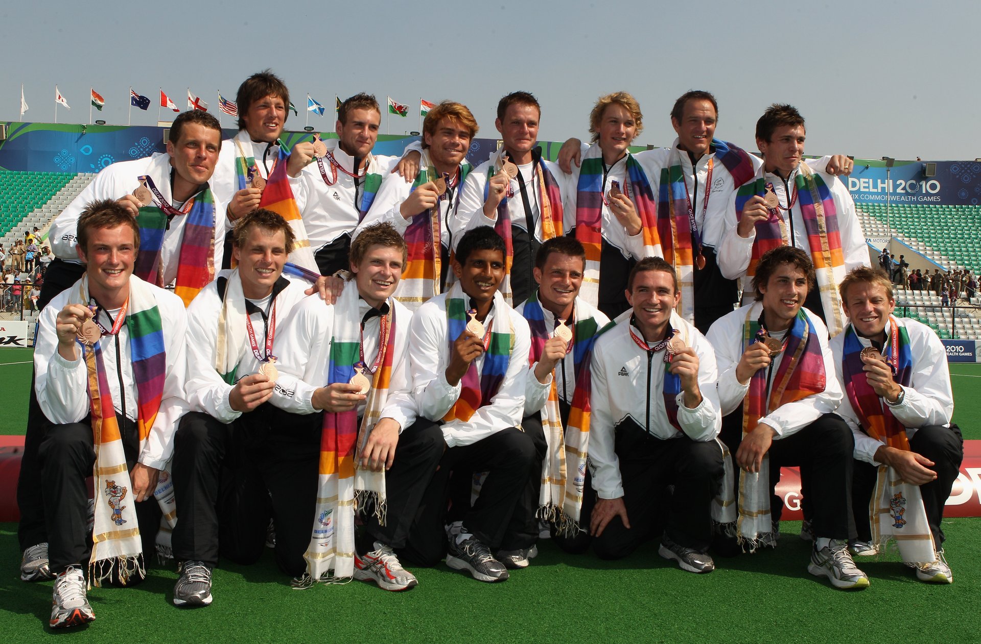 Hockey men grab bronze