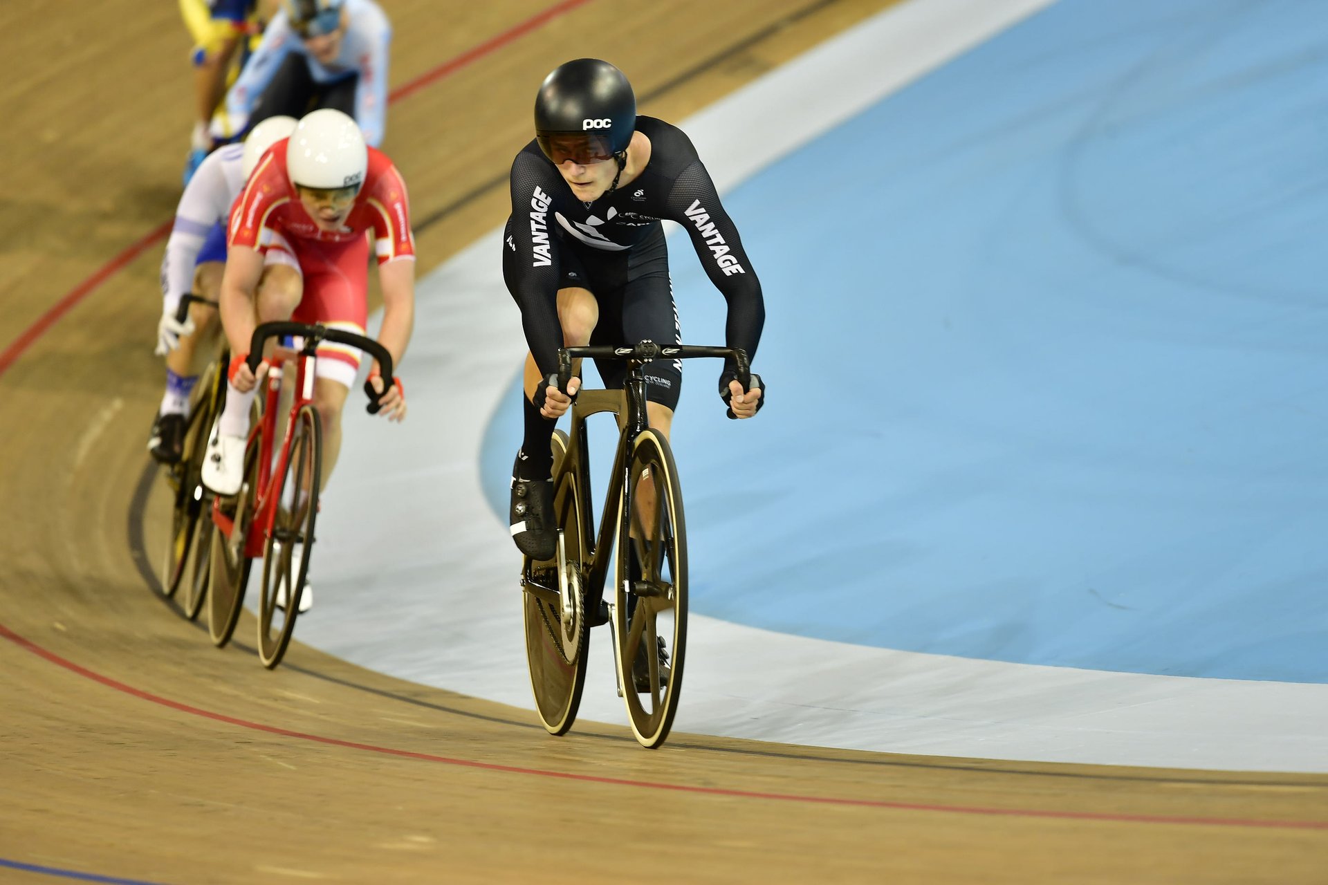 New Zealand names biggest ever cycling team for Gold Coast