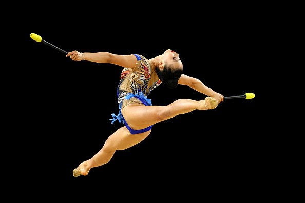 Gymnasts into all around final