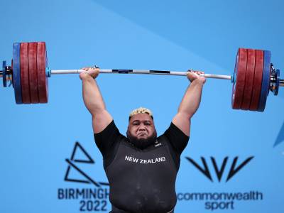 Weightlifter Liti has to settle for silver